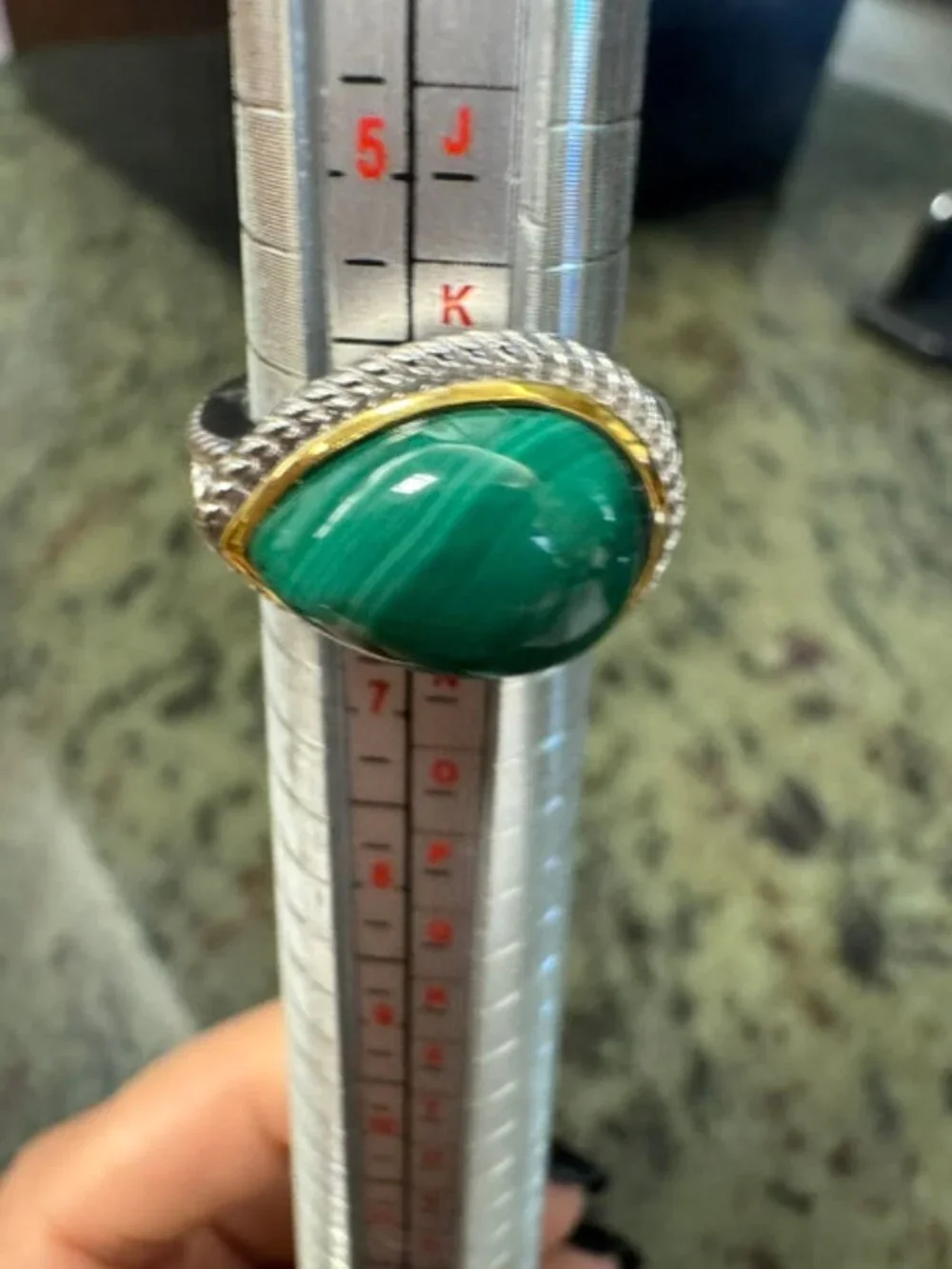 Genuine 15.64 GTW Malachite Stone & 925 Sterling Silver Teardrop Ring Size 6 NWT